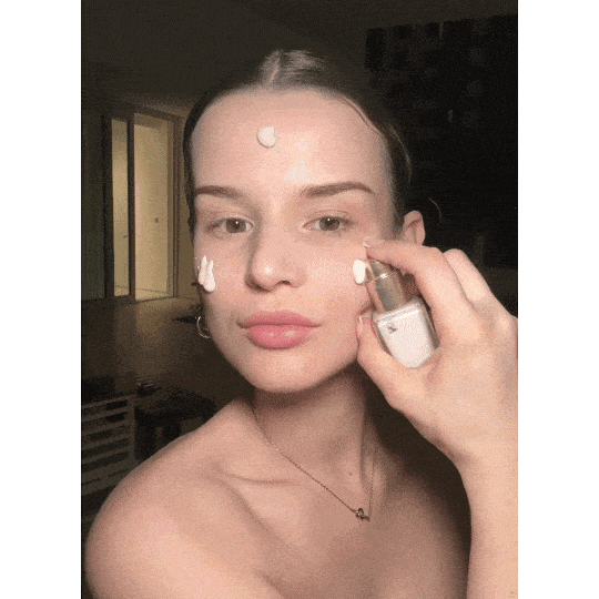 Base de Maquillaje Inteligente que se Ajusta a tu Tono de Piel